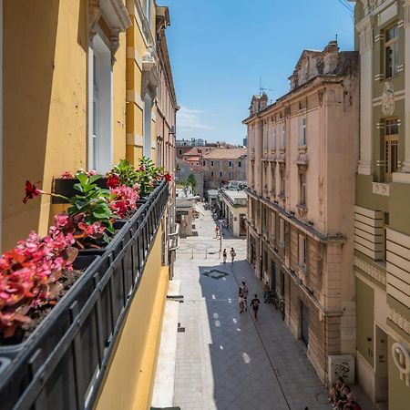 Monamel Luxury Suites Спліт Екстер'єр фото